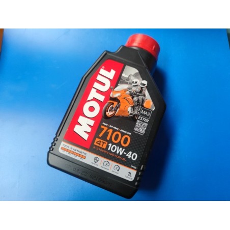 aceite de motor MOTUL 7100 multigrado sae 15W-50 bote de 1 litro