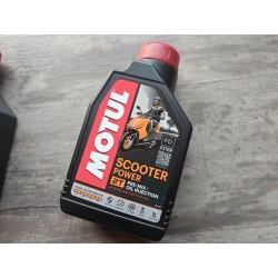 aceite de mezcla especifico para scooter marca motul