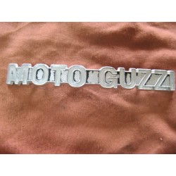 moto guzzi emblema en relieve usado