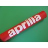 aprilia protector manillar rojo con relleno indeformable